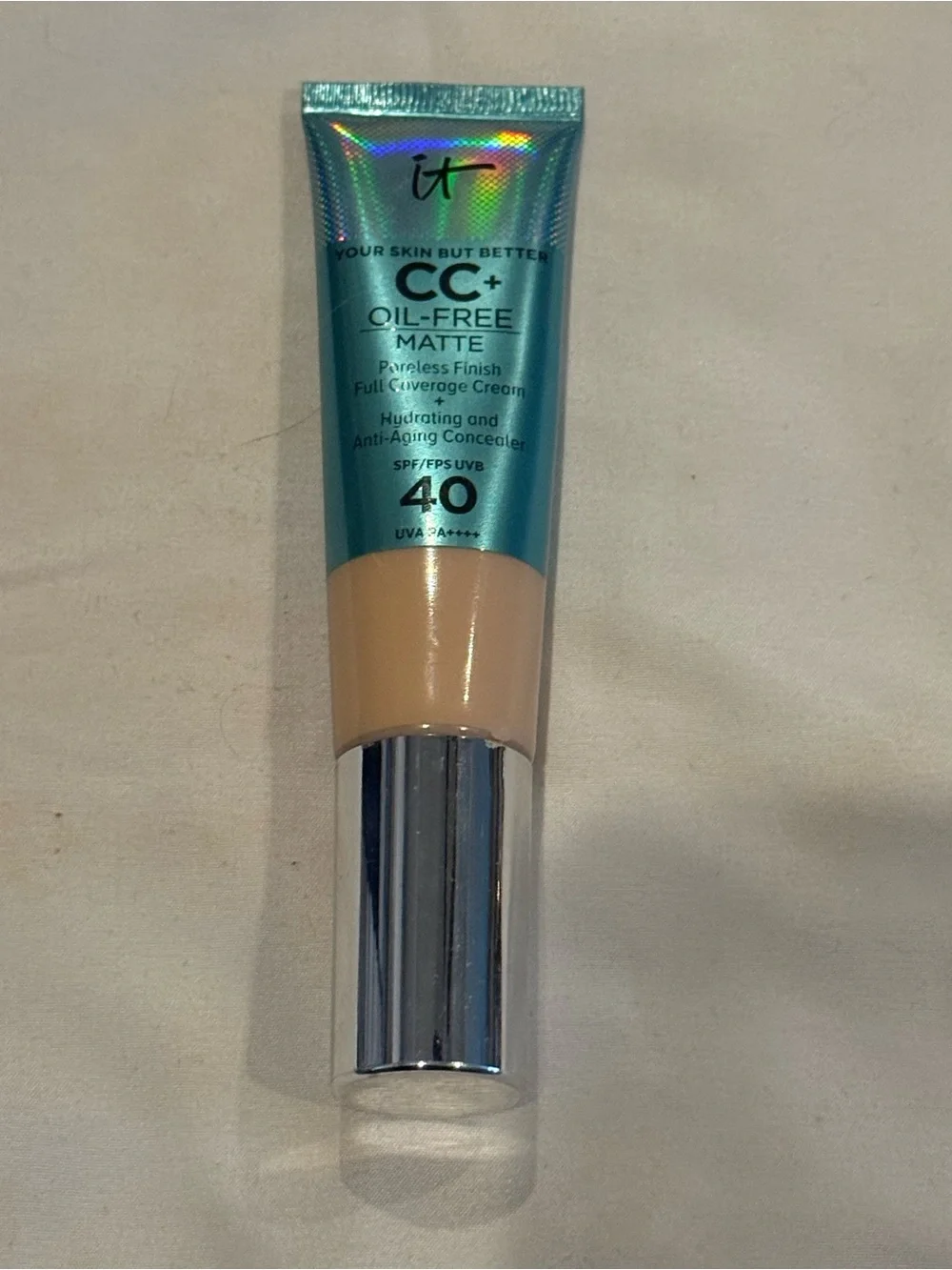 it cosmetics CC+ Oil-Free Matte Full Coverage Cream - Fair Light
